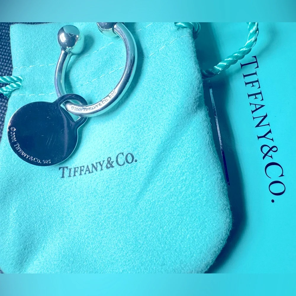 Tiffany & Co. 01 Silver Key Ring Round Tag Sterling Silver Rare Ball End & Pouch - Picture 2 of 6